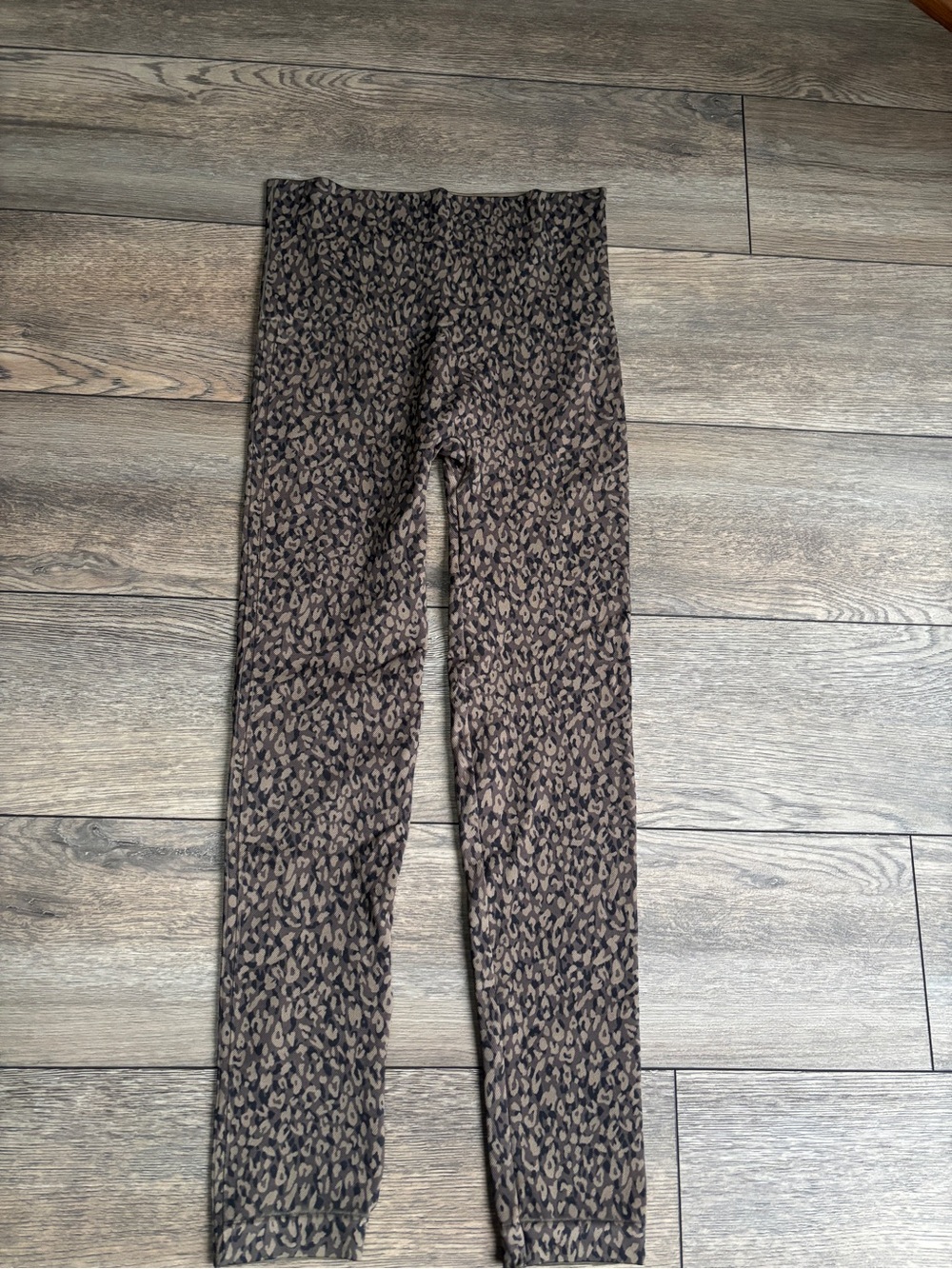 Spanx Look At Me Now Brown Leopard Animal Print Leggings Shaping Seamless Sz L